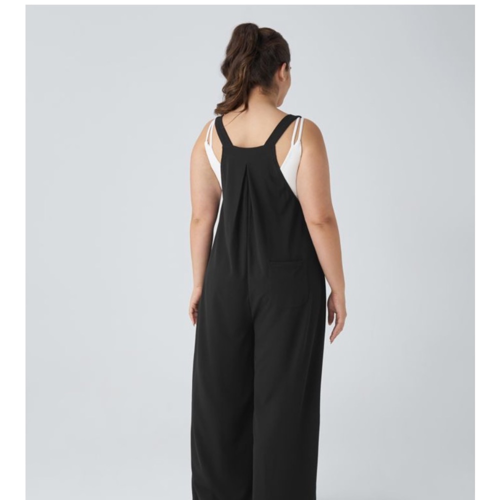 Halara Black Adjustable Strap Button Multiple Poc… - image 2